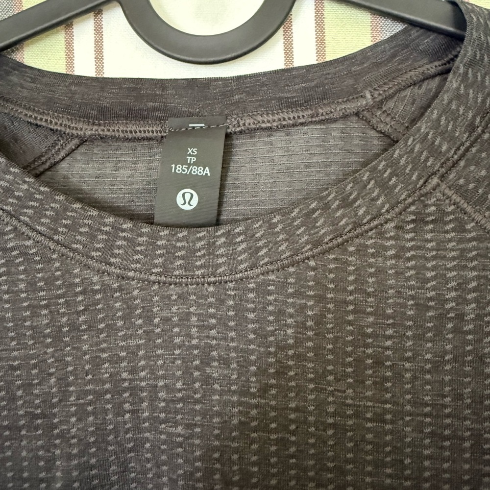 Black Metal Vent Tech Long Sleeve - Picture 3 of 3